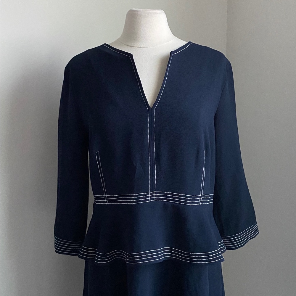 Banana Republic Peplum Dress Womens Sz 14 Navy and White Top Stitched New - Picture 2 of 5